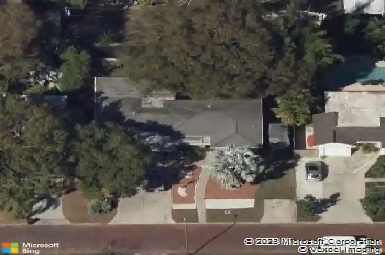 6221 6th ave n, saint petersburg,  FL 33710