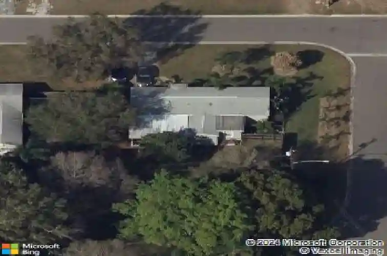 2100 52nd ave n, saint petersburg,  FL 33714