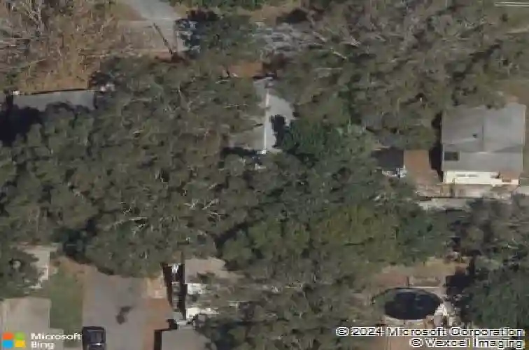 907 15th ave nw, largo,  FL 33770