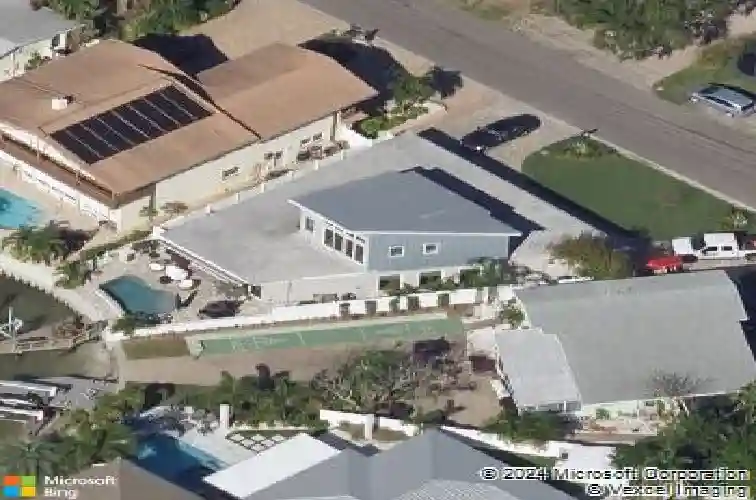 16106 6th st e, redington beach,  FL 33708