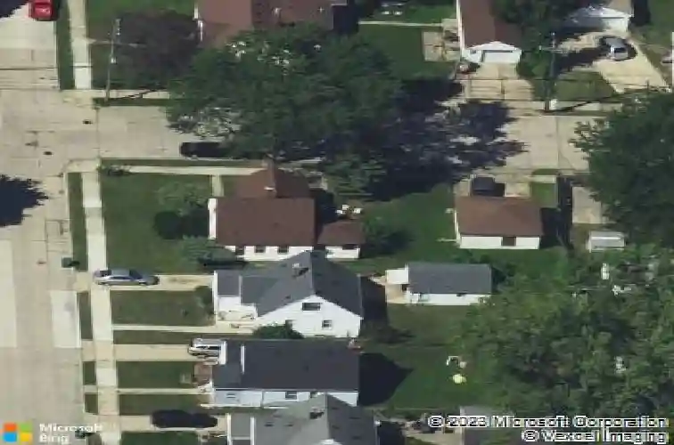 22174 saxony ave, eastpointe,  MI 48021