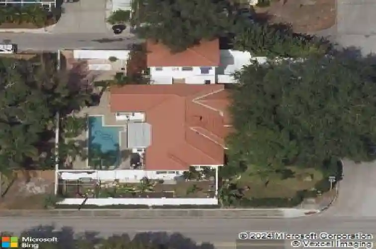 2200 2nd st n, saint petersburg,  FL 33704