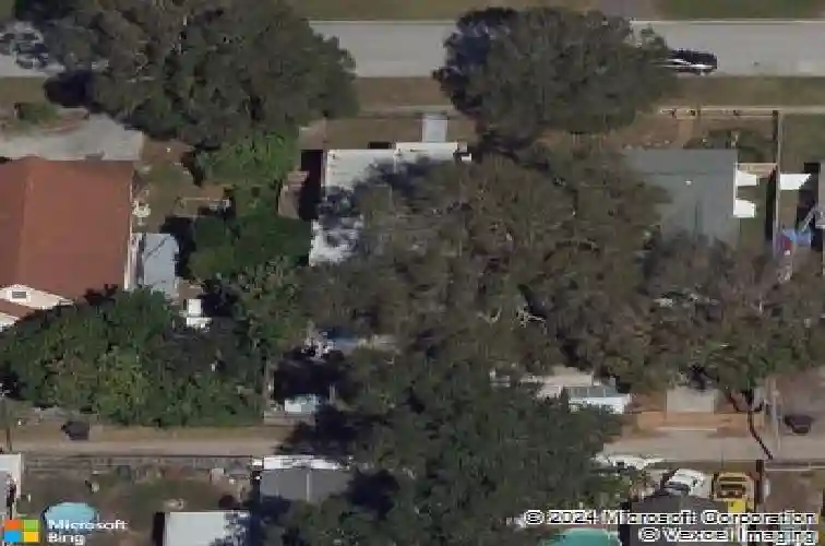 2714 36th ave n, saint petersburg,  FL 33713