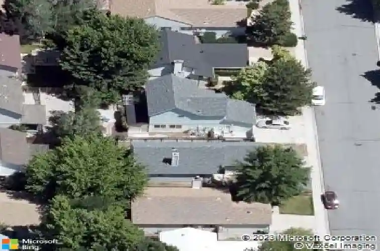 2410 fieldcrest dr, carson city,  NV 89701