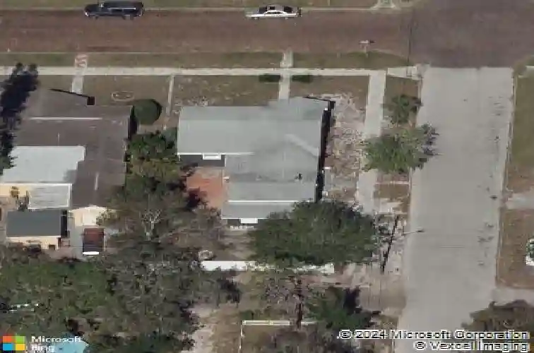 4400 2nd ave s, saint petersburg,  FL 33711