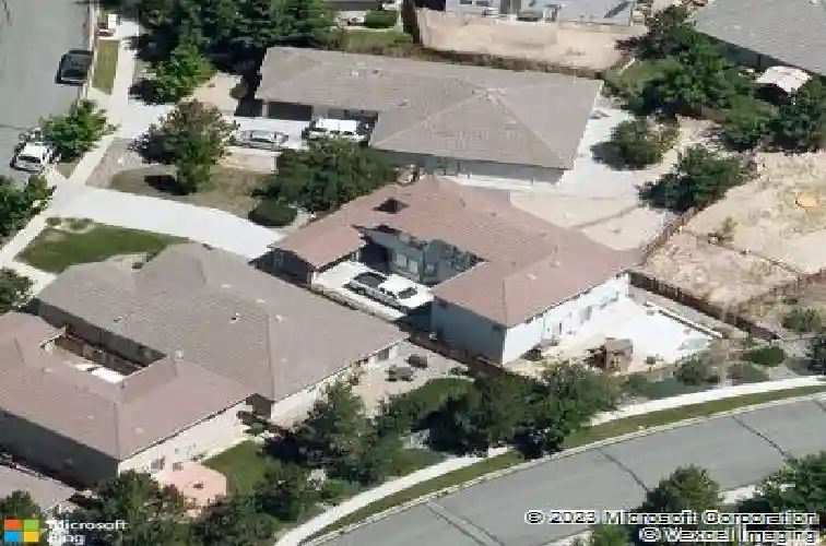 7476 lorna ln, sparks,  NV 89436