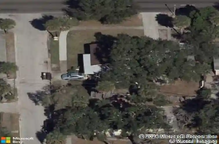 1800 auburn st s, saint petersburg,  FL 33712