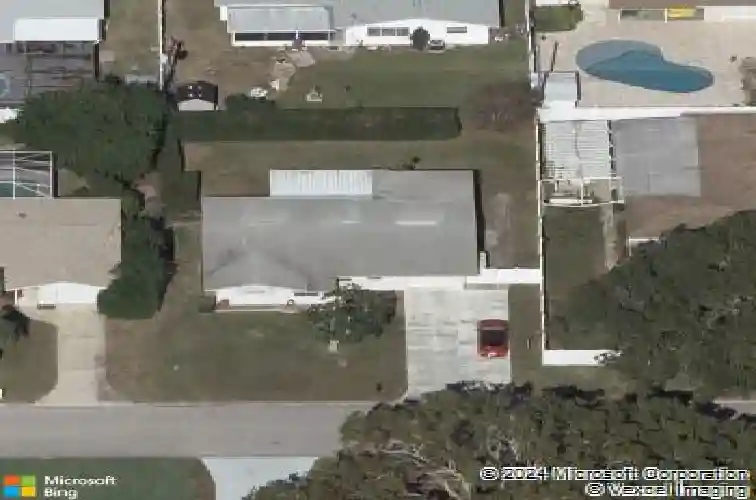 14095 chamberlain ave, largo,  FL 33774