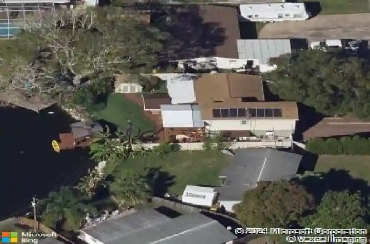 5564 63rd way n, saint petersburg,  FL 33709