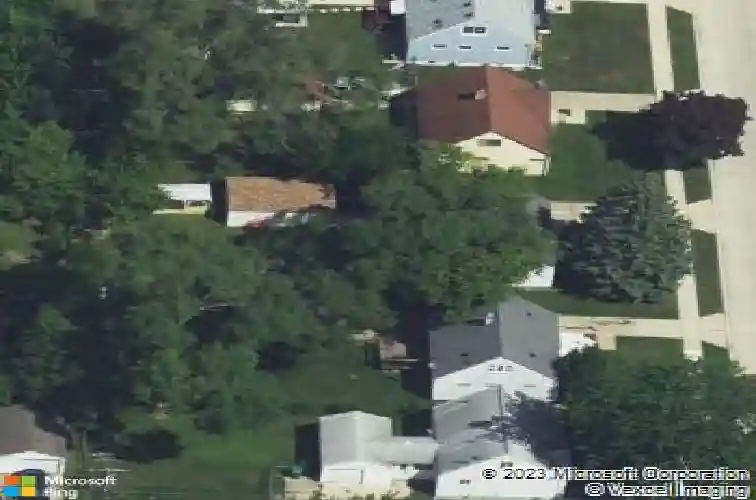 24823 wilmot ave, eastpointe,  MI 48021