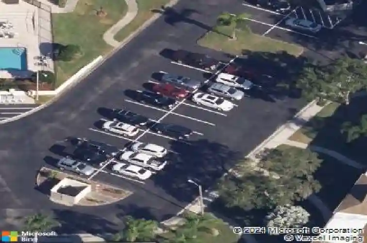 1662 seascape cir, tarpon springs,  FL 34689