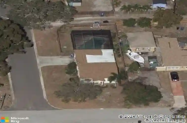 4649 18th ave n, saint petersburg,  FL 33713