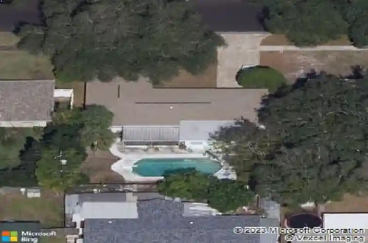 2231 st charles dr, clearwater,  FL 33764