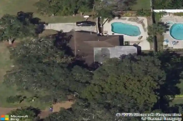 863 bay breeze ter, largo,  FL 33770