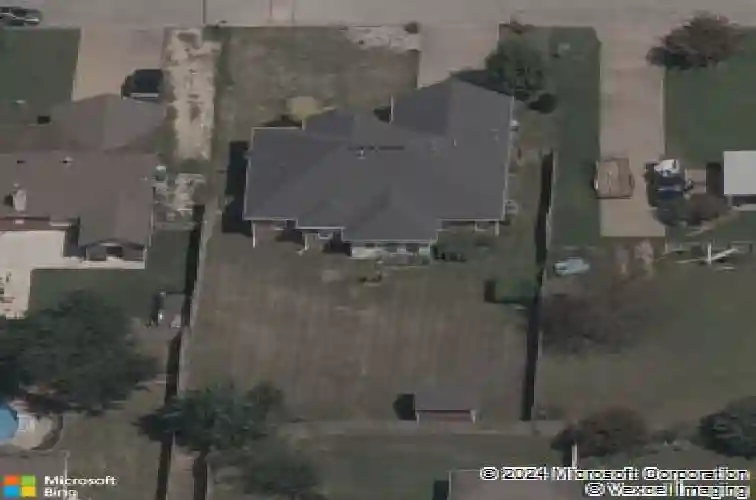 2806 se 3rd st, bentonville,  AR 72712