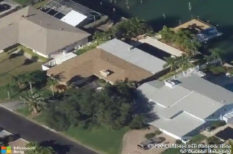 280 n julia cir, st pete beach,  FL 33706