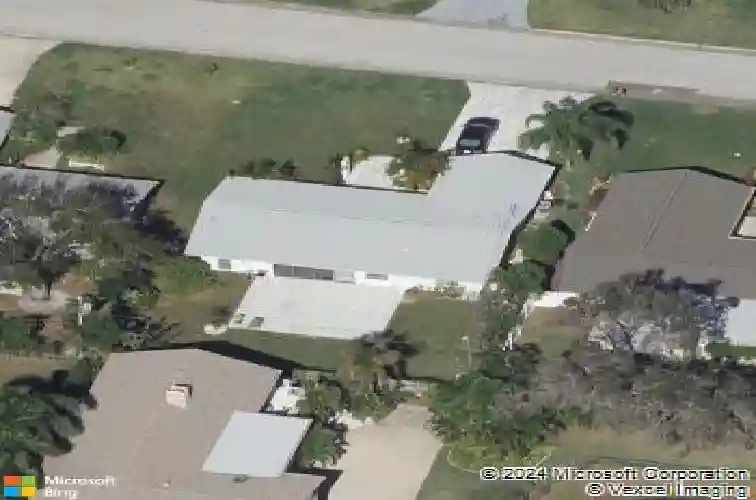 114 12th st, belleair beach,  FL 33786