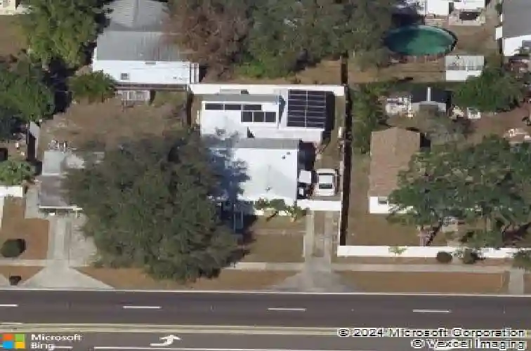 5121 5th ave n, saint petersburg,  FL 33710