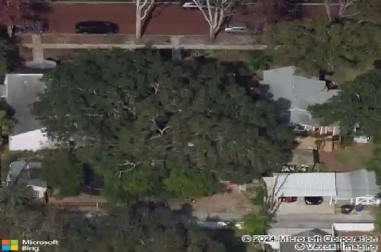 150 23rd ave n, saint petersburg,  FL 33704