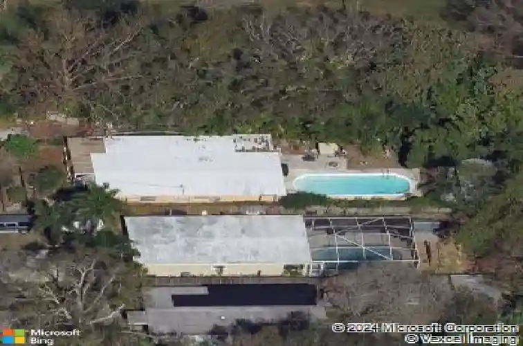 5853 39th st n, saint petersburg,  FL 33714