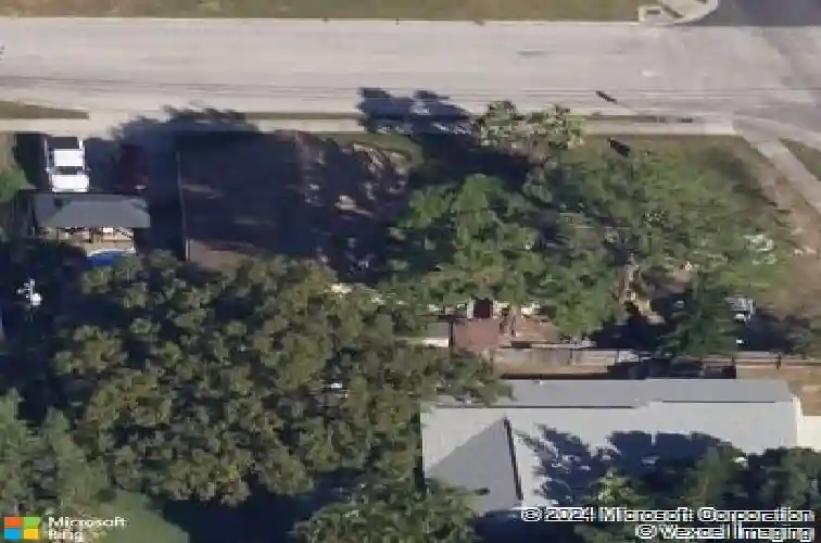 829 riverside dr, tarpon springs,  FL 34689