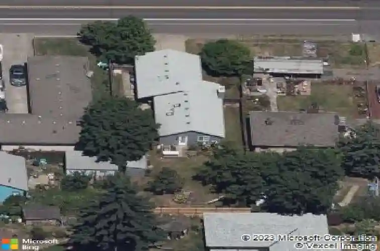 6822 se duke st, portland,  OR 97206