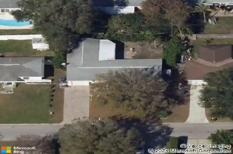 6073 45th ave n, kenneth city,  FL 33709