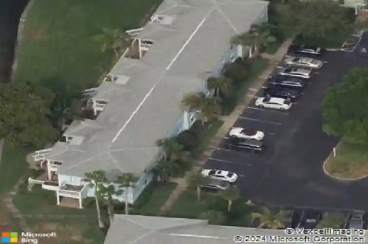 5129 salmon dr se #a
                                ,Unit Apt A, saint petersburg,  FL 33705