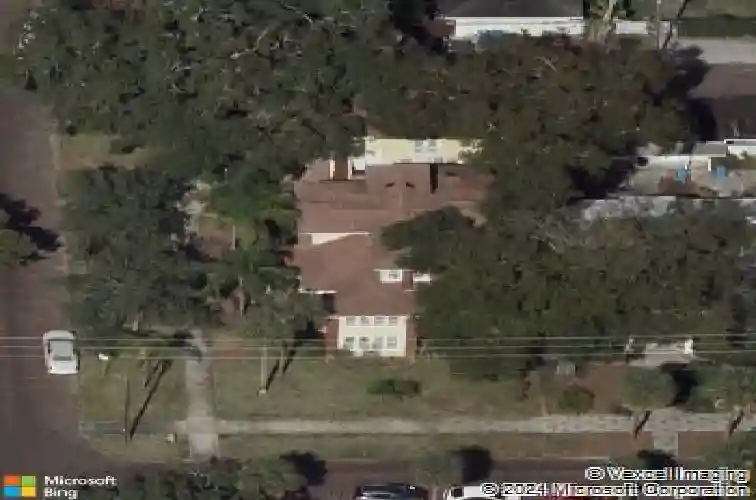 635 bay st ne, saint petersburg,  FL 33701