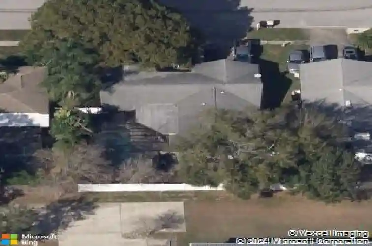 3069 pin oak dr, clearwater,  FL 33759