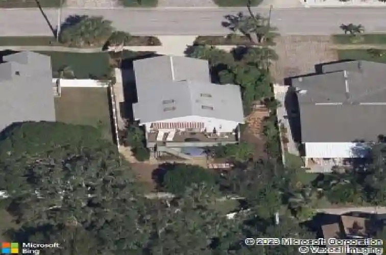 1907 gulf beach blvd, tarpon springs,  FL 34689