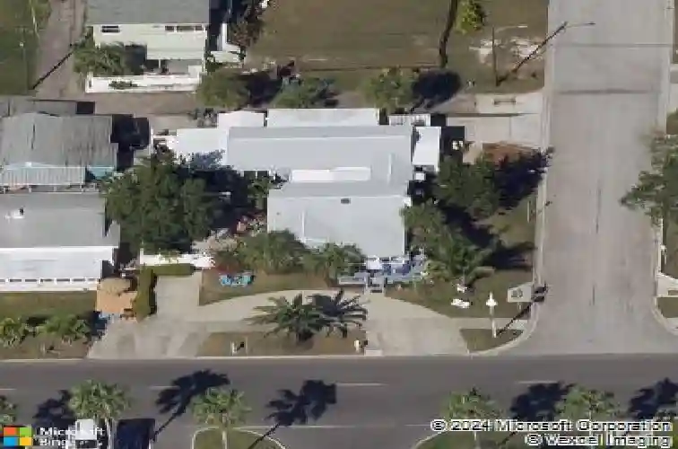 5725 shore blvd s, gulfport,  FL 33707