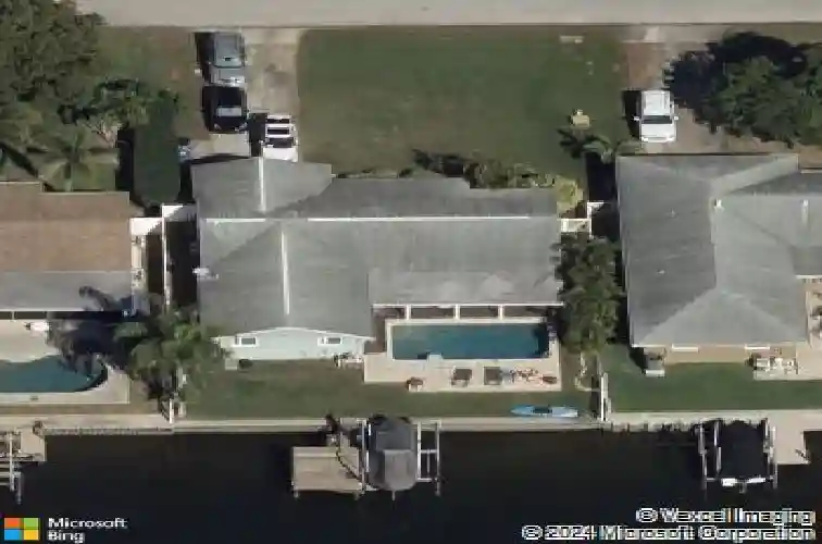 1474 54th ave ne, saint petersburg,  FL 33703