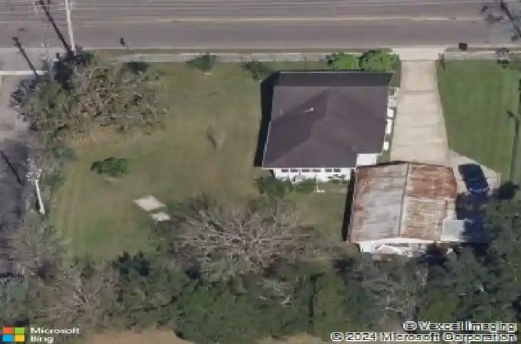 112 e martin luther king jr dr, tarpon springs,  FL 34689