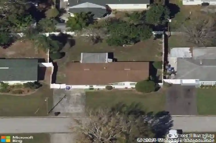 5637 24th ter n, saint petersburg,  FL 33710