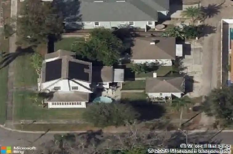 4805 16th st n, saint petersburg,  FL 33703