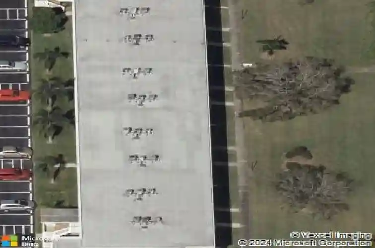 5095 bay st ne #205
                                ,Unit Apt 205, saint petersburg,  FL 33703