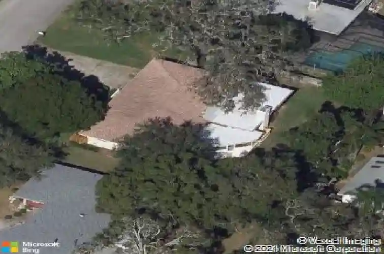 125 live oak ln, largo,  FL 33770