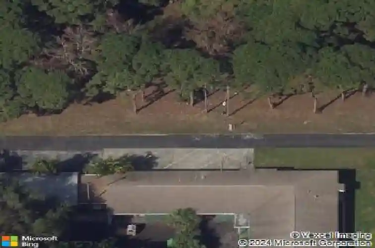 2001 62nd ave s, saint petersburg,  FL 33712