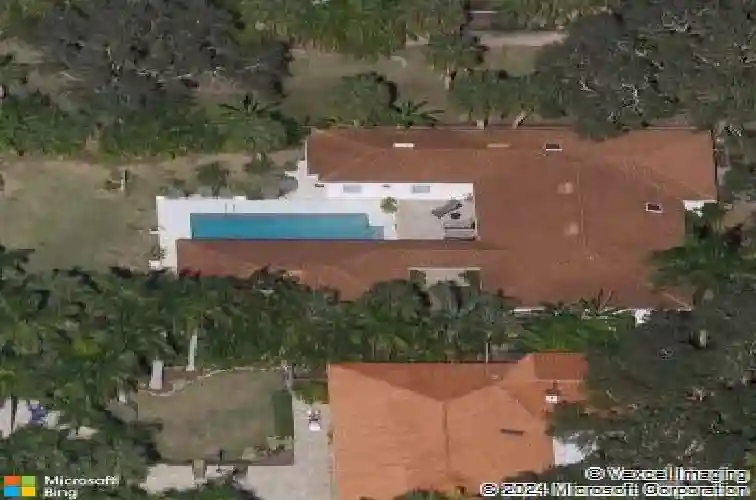 2834 pelham rd n, saint petersburg,  FL 33710