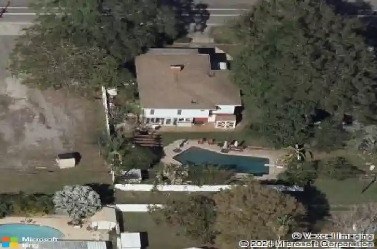 854 77th ave n, saint petersburg,  FL 33702