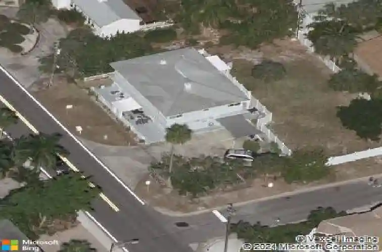 8301 w gulf blvd, treasure island,  FL 33706