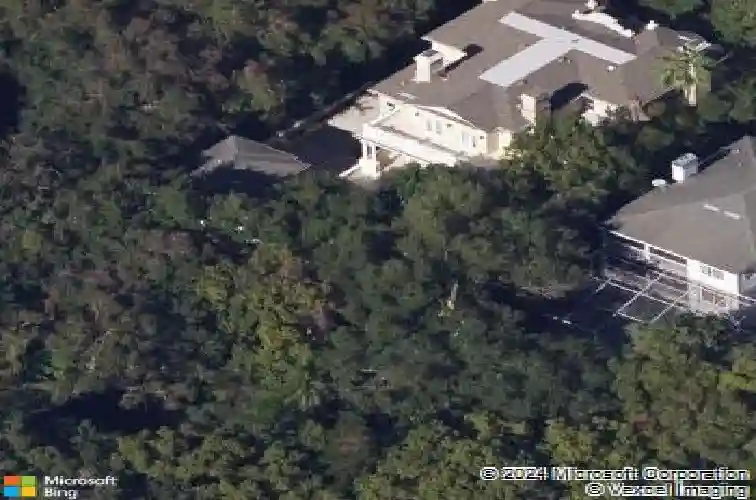 1577 alexander rd, belleair,  FL 33756