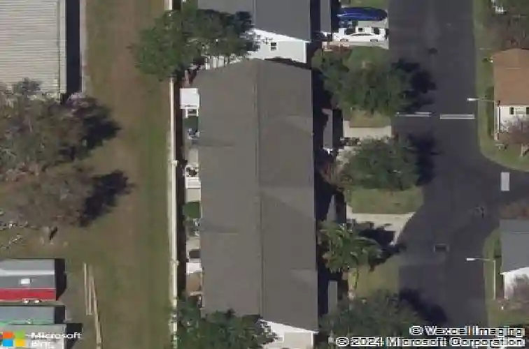 13228 thoroughbred loop, largo,  FL 33773