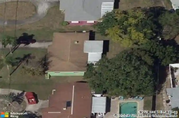 6850 7th st s, saint petersburg,  FL 33705