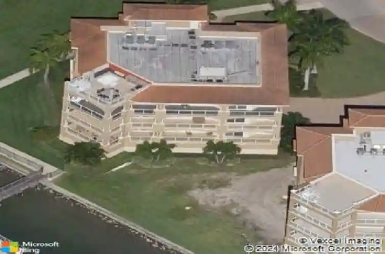 40 bayview court s
                                ,Unit 3, st petersburg,  FL 33711