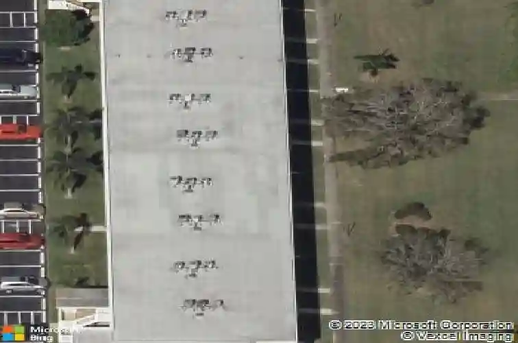 4915 bay st ne #334
                                ,Unit Apt 334, saint petersburg,  FL 33703