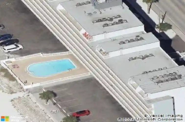 8470 w gulf boulevard, treasure island,  FL 33706