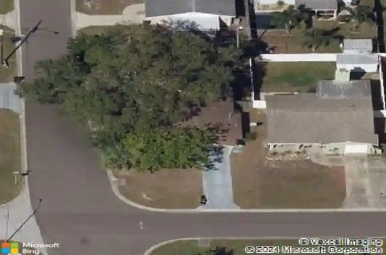 5559 17th ave n, saint petersburg,  FL 33710