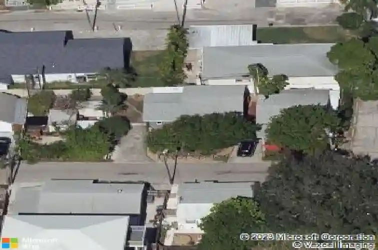 140 92nd ave, treasure island,  FL 33706